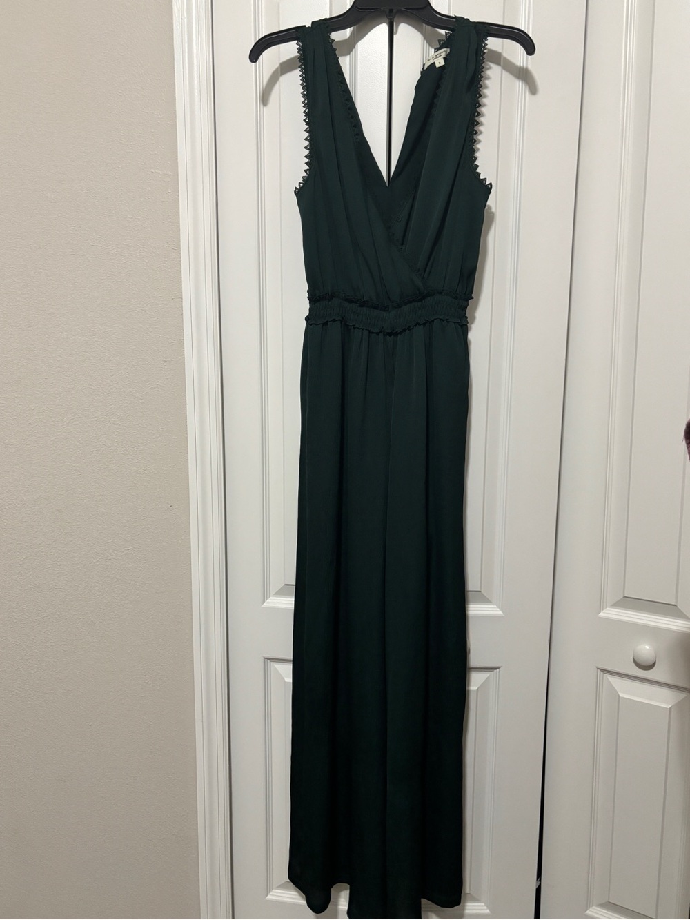 Max Studio Dark Green Sleeveless V-Neck Jumpsuit
